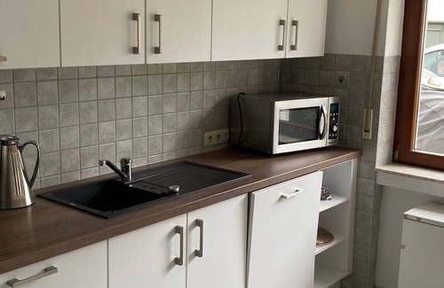 Reichelsheim Apartamento | Apartamento 'Am Sonnenberg' con terraza privada y Wi-Fi