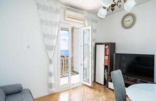 Gornji Kono Apartamento | Apartment Debos - One-Bedroom Apartment with Balcony and Sea View