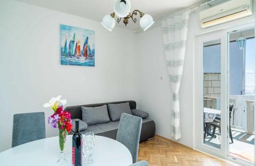 Gornji Kono Apartamento | Apartment Debos - One-Bedroom Apartment with Balcony and Sea View