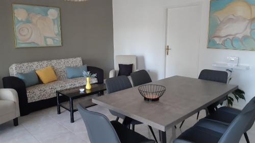 Ist Apartamento | Apartment Delfina