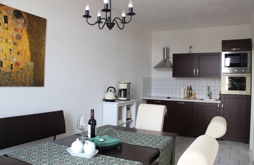 Zentrum-Nord Apartamento | Apartamento-De Lujo-Baño Privado-Kurt Schumacher Str.21