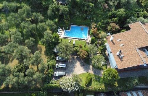 Magugnago Apartamento | Apartment Delvai-3 by Interhome