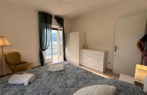 Magugnago Apartamento | Apartment Di Lago Family by GardaDoma