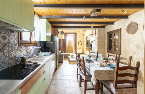 Melendugno Apartamento | Apartamento 'Dimora Elia' con terraza privada, Wi-Fi y aire acondicionado
