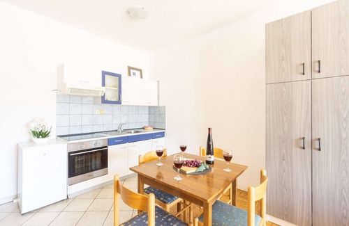 Zubovici Apartamento | Apartment directly at the beach with sea view, free WiFi