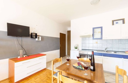 Zubovici Apartamento | Apartment directly at the beach with sea view, free WiFi