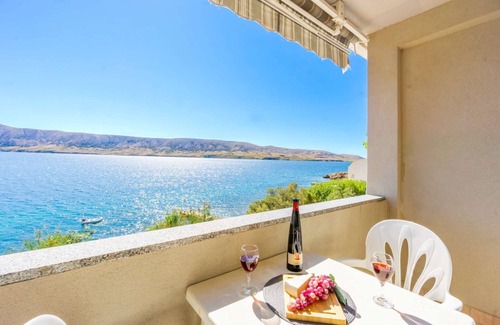 Zubovici Apartamento | Apartment directly at the beach with sea view, free WiFi