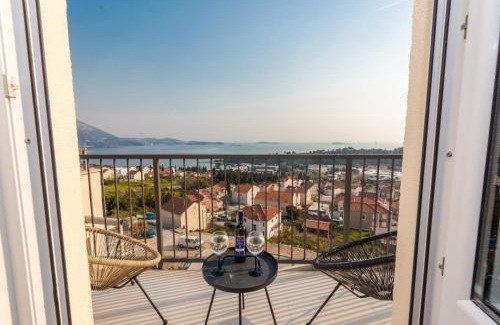 Brasina Apartamento | Apartment Divine with sea view