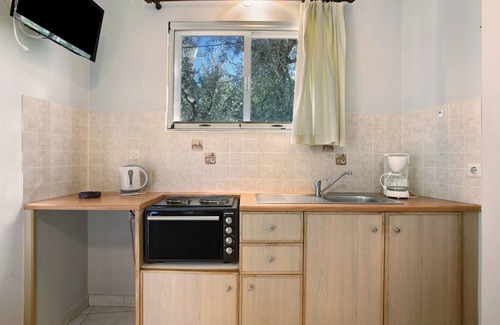 Limni Keri Apartamento | Apartamento "Dolphin Apartment 1" con balcón privado, jardín compartido y Wi-Fi