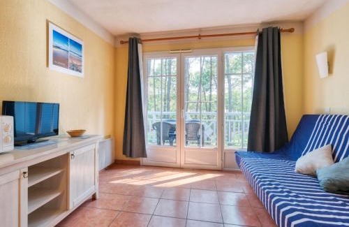 Lacanau-Ocean Apartamento | Apartment Domaine Golf Resort-1 by Interhome