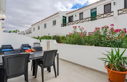 Arona Apartamento | Apartment Don José by Interhome