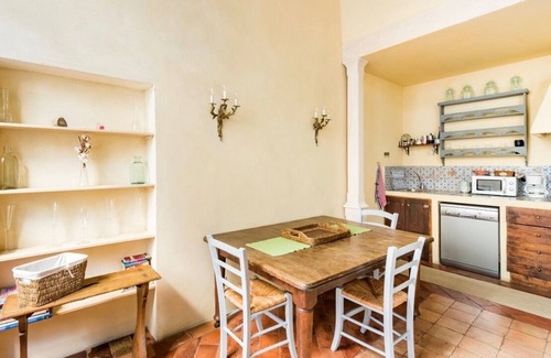 Duomo Apartamento | Histórico apartamento tipo loft arquitectónico