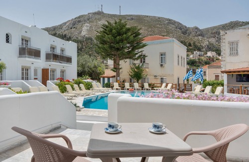 Kalymnos Town Apartamento | Apartamento 'Double Room No 7' con vistas a la montaña, Wi-Fi y aire acondicionado