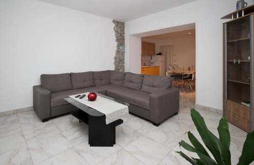 Silo Apartamento | Apartment Dražen