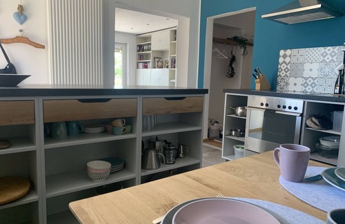 Losheim am See Apartamento | Apartamento "Draußen am See" con sauna privada, jardín y Wi-Fi