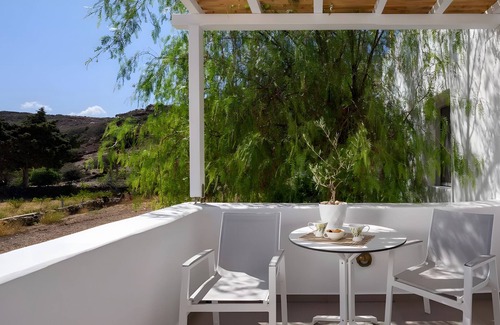 Psathi Casa | Apartamento 'Echinousa Kimolos katoikia no5' con vistas a la montaña, Wi-Fi y aire acondicionado