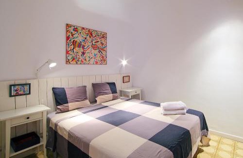La Sagrada Familia Apartamento | Apartment Eixample Dret Valencia - Cartagena by Interhome