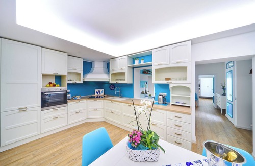 Fiumelatte Apartamento | Apartamento "El Lavandee" con acceso al lago, vistas al lago y a la montaña y aire acondicionado