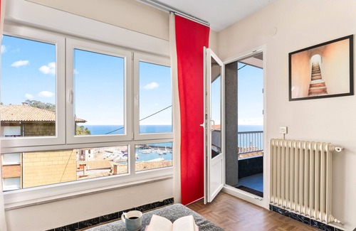Lastres Apartamento | Apartamento 'El Privilegio De Lastres' con vistas al mar y balcón