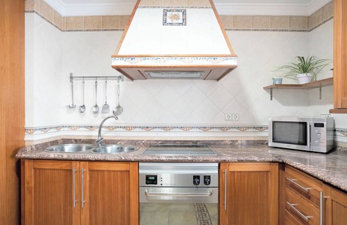 Barbate Apartamento | Apartamento "El Tajo" con vistas al mar, terraza privada y Wi-Fi