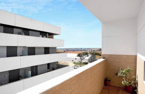 Barbate Apartamento | Apartamento "El Tajo" con vistas al mar, terraza privada y Wi-Fi
