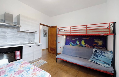 Vezzi Portio Apartamento | Apartamento 'Elena E Joerg 1' con vistas a la montaña, jardín compartido y Wi-Fi
