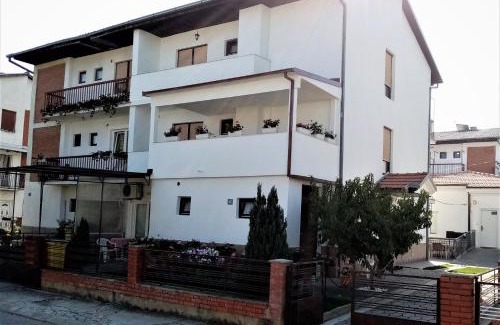 Prilep Casa | Apartment Elmari