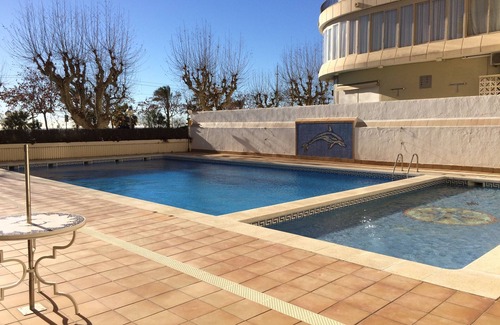 Calella Apartamento | Apartamento frente al mar con piscinas.Ideal para familias
