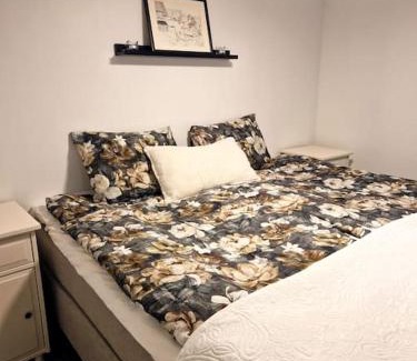 Molnlycke Apartamento | Apartment Enebacken close Göteborg