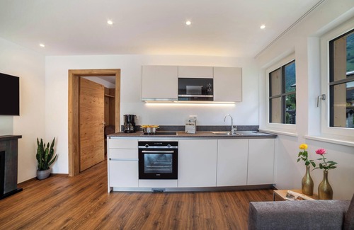 Parcines Apartamento | Apartamento "Engel - Kirchturm" con vistas a la montaña, aire acondicionado y sauna