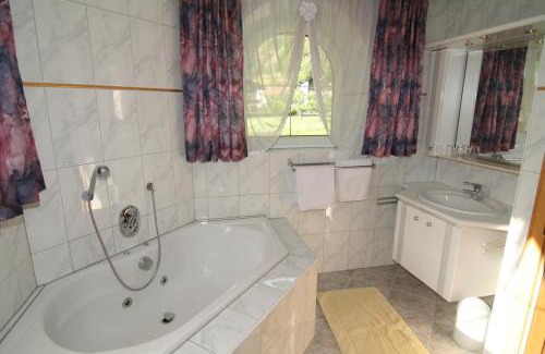 Oetz Apartamento | Apartment Erhart