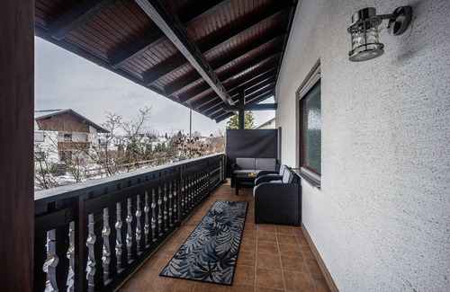 Unterallgau Apartamento | Apartamento "Erkheim" con balcón y Wi-Fi