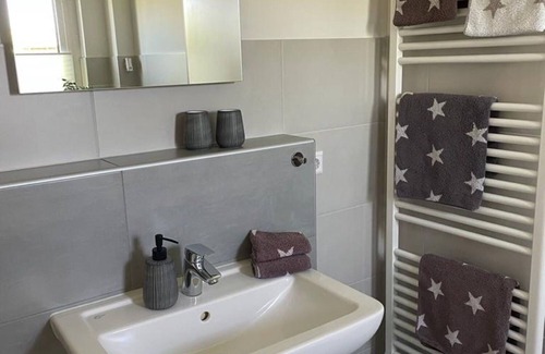 Ruckingen Apartamento | Apartment 'Erlensee' with Private Terrace, Private Garden and Wi-Fi