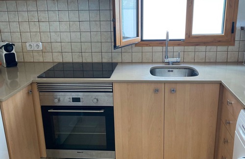 Arenal d'en Castell Apartamento | APARTAMENTO con vistas al mar. Reformado