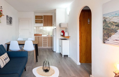 Arenal d'en Castell Apartamento | Apartamento 2 dormitorios · 4 camas · 1 sofa .1 baño