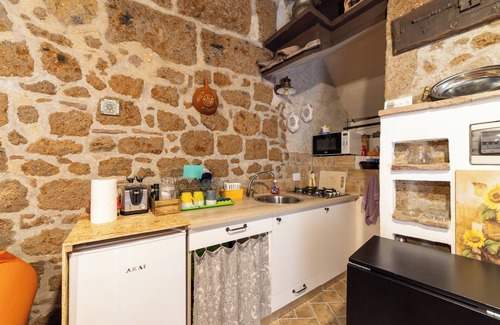 Sutri Apartamento | APARTMENT ETRUSCAN EXPERIENCES IN THE VILLAGE OF SUTRI