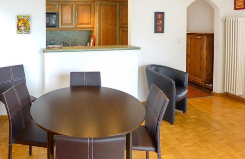 Randogne Apartamento | Apartment Europa by Interhome