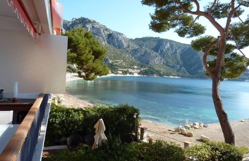 Eze Apartamento | Apartamento en residencia en primera línea frente al mar