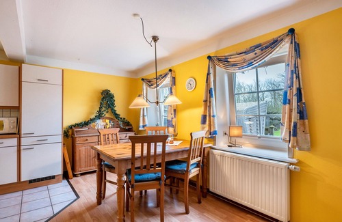 Emmelsbuell-Horsbuell Apartamento | Apartamento 'Ferienwohnung 1 - Ute' con terraza compartida, jardín compartido y Wi-Fi
