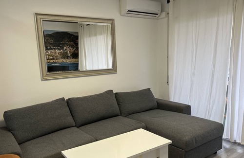 Sant Salvador Apartamento | Apartamento 'Falla' con balcón, Wi-Fi y aire acondicionado
