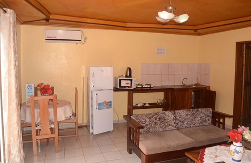 Kribi Apartamento | Apartamento-Estándar-Baño con ducha-Vista al mar