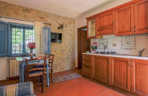 Monteriggioni Apartamento | Apartment Fattoria Petraglia - Cedro by Interhome
