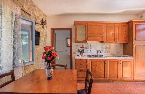 Monteriggioni Apartamento | Apartment Fattoria Petraglia - Cedro by Interhome