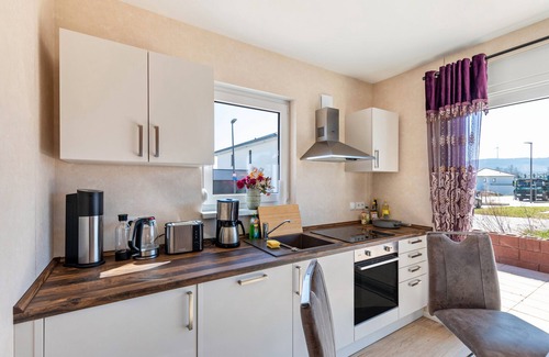 Rheinboellen Apartamento | Apartamento 'Feel Free Appartment' con terraza privada y Wi-Fi