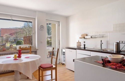Germete Apartamento | Apartamento 'Ferienwohnung Am Kurpark' con terraza privada y Wi-Fi