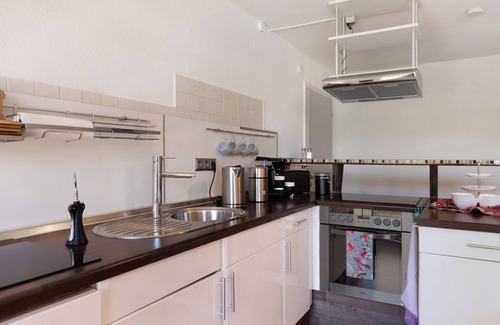 Germete Apartamento | Apartamento 'Ferienwohnung Am Kurpark' con terraza privada y Wi-Fi