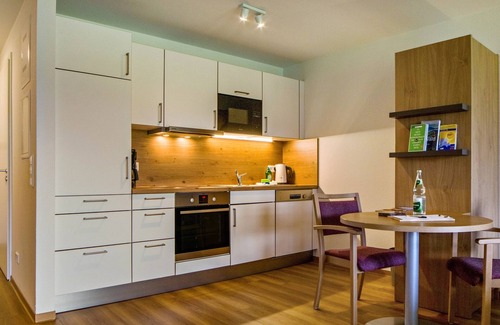 Kirchzarten Apartamento | Apartamento 'Ferienwohnung Freiburg' con balcón y Wi-Fi