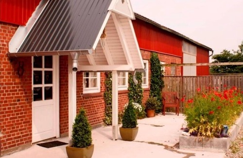 Neukirchen/Erzgeb Apartamento | Apartamento 'Ferienwohnung Gänseliesl' con terraza privada, jardín privado y Wi-Fi