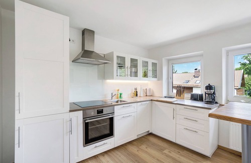 Bad Toelz Apartamento | Apartamento 'Ferienwohnung Kalvarienberg' con vistas a la montaña, balcón y Wi-Fi