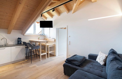 Bad Toelz Apartamento | Apartamento 'Ferienwohnung Wendelsteinblick' con vistas a la montaña, balcón y Wi-Fi